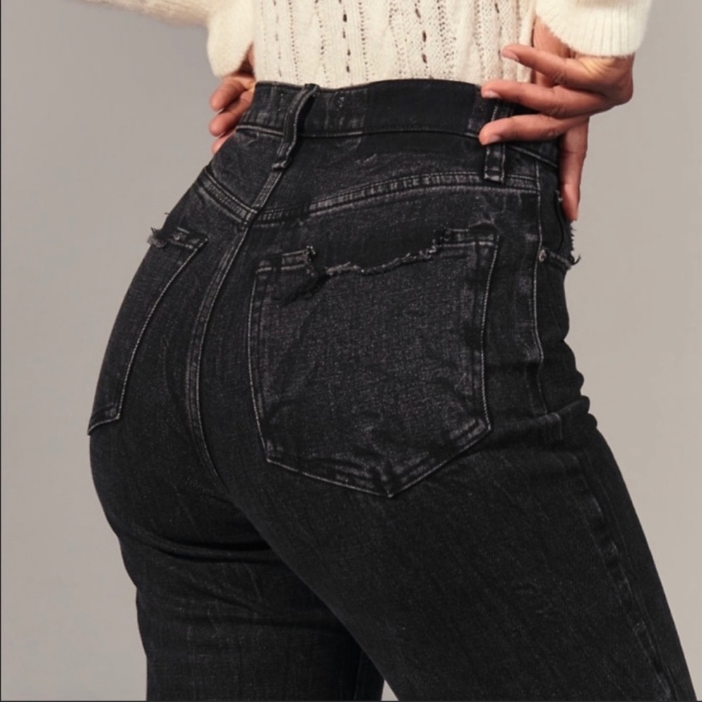 Abercrombie & Fitch Black Ultra High Rise Ankle Straight Jeans curve love